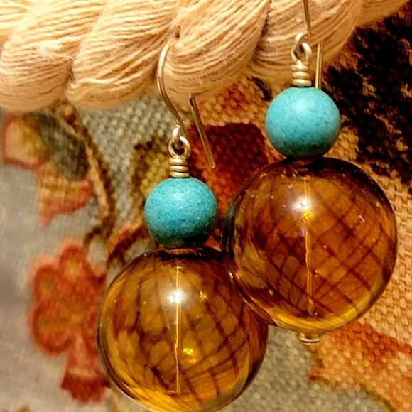 Handcrafted Dangle Glass Earrings - Picture 8 of 9